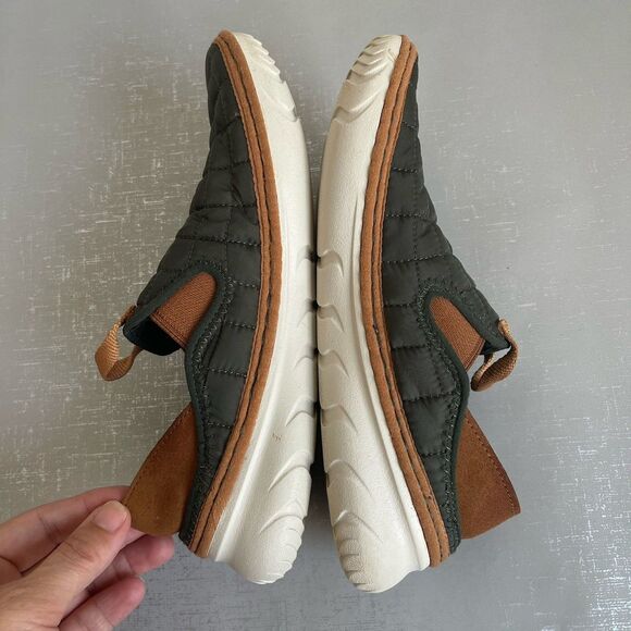 Merrell Women's Hut Moc Quilted Flats Comfort Shoes Slip On US 6 Olive Green - Picture 8 of 12